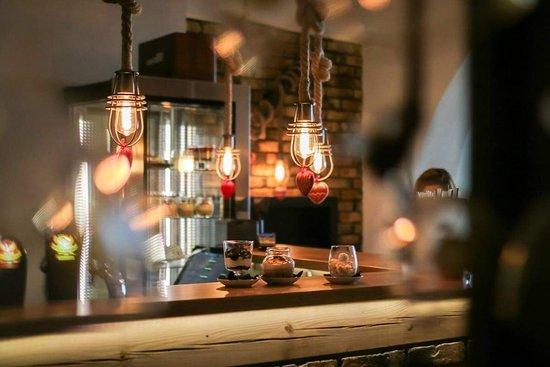 Sweet Rock Caffe grill & bar